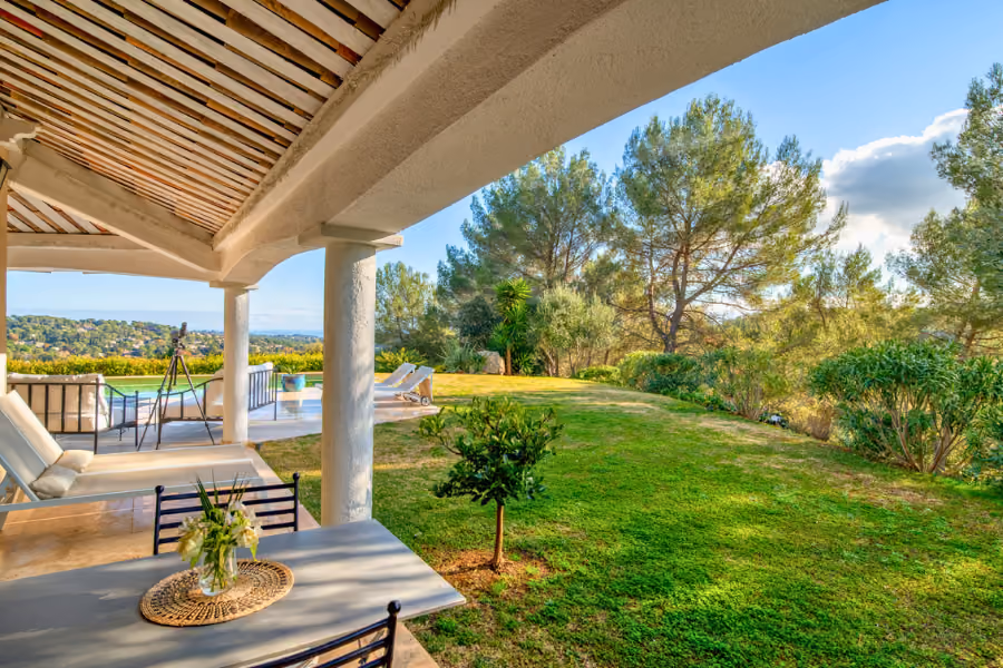 Exceptional panoramic sea and mountain view villa
