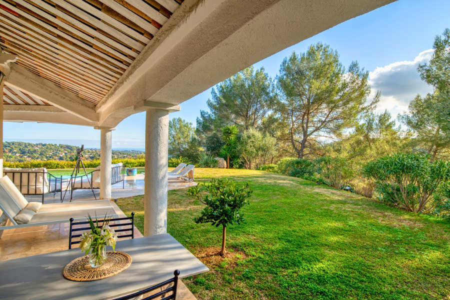Exceptional panoramic sea and mountain view villa