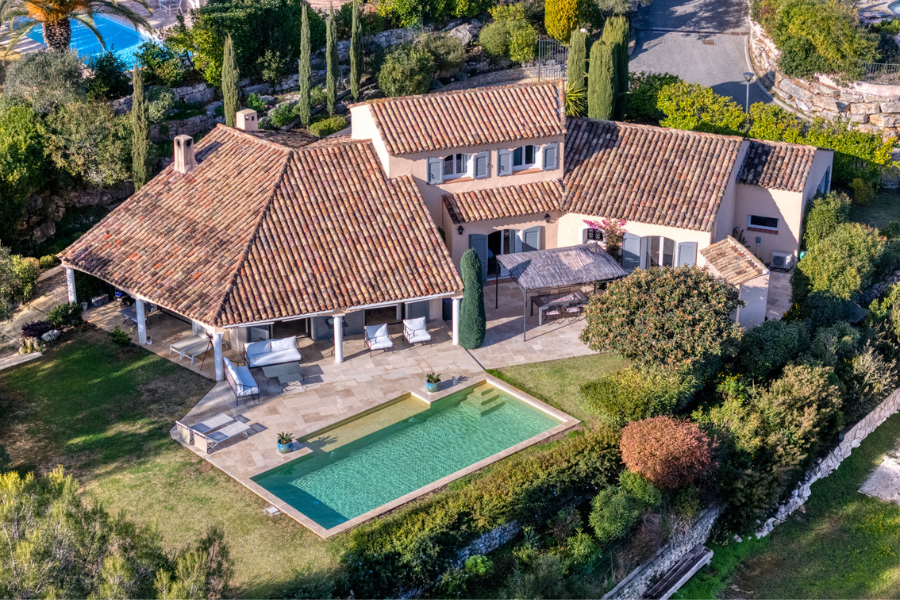 Exceptional panoramic sea and mountain view villa