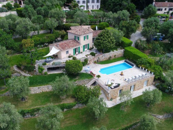 Côte d’Azur Villa | From €295,000/share | Kocomo