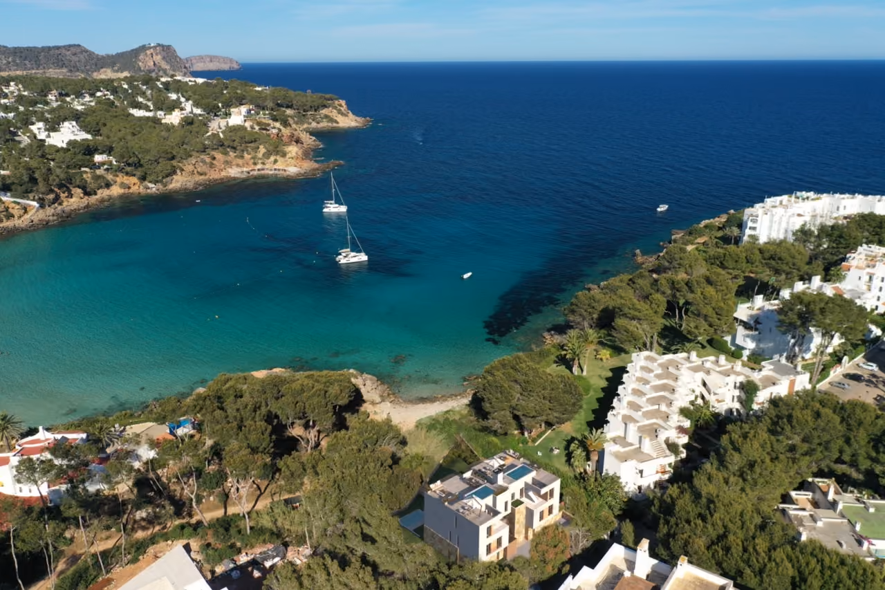 Own a First-Line Sea-Front Apartment in Cala Llenya