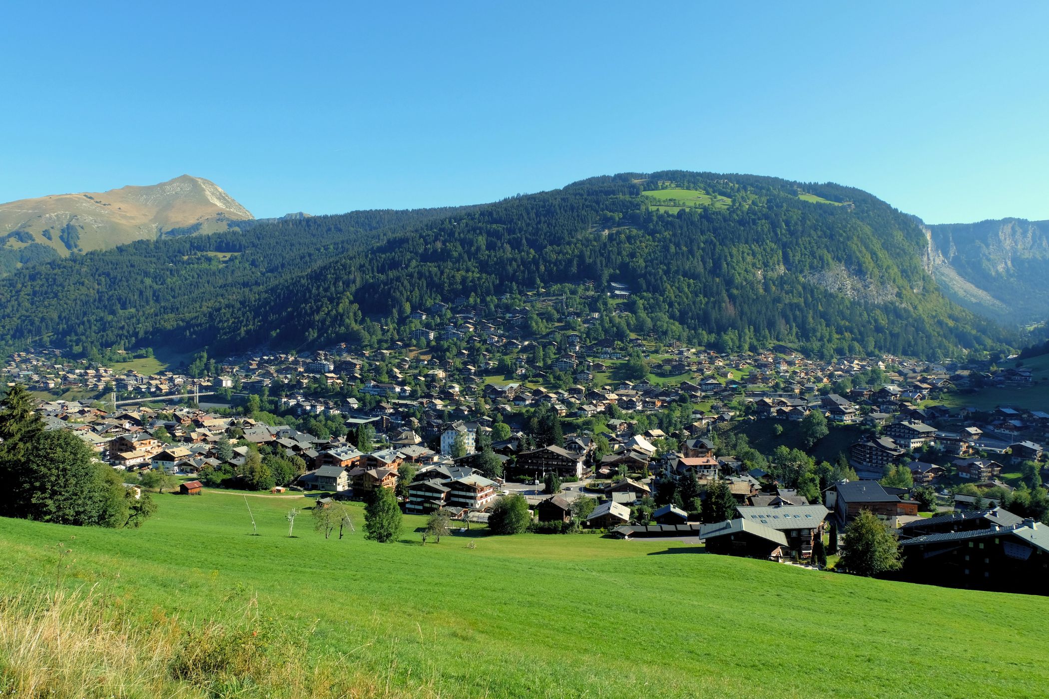 Panorama Morzine in Morzine, French Alps | From €144,000/share | Kocomo