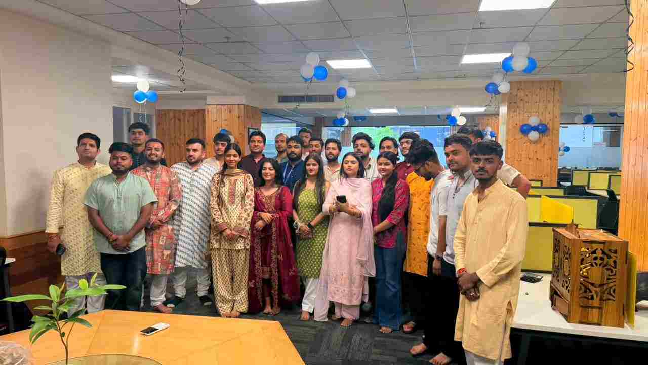 Shipmozo Group Pic