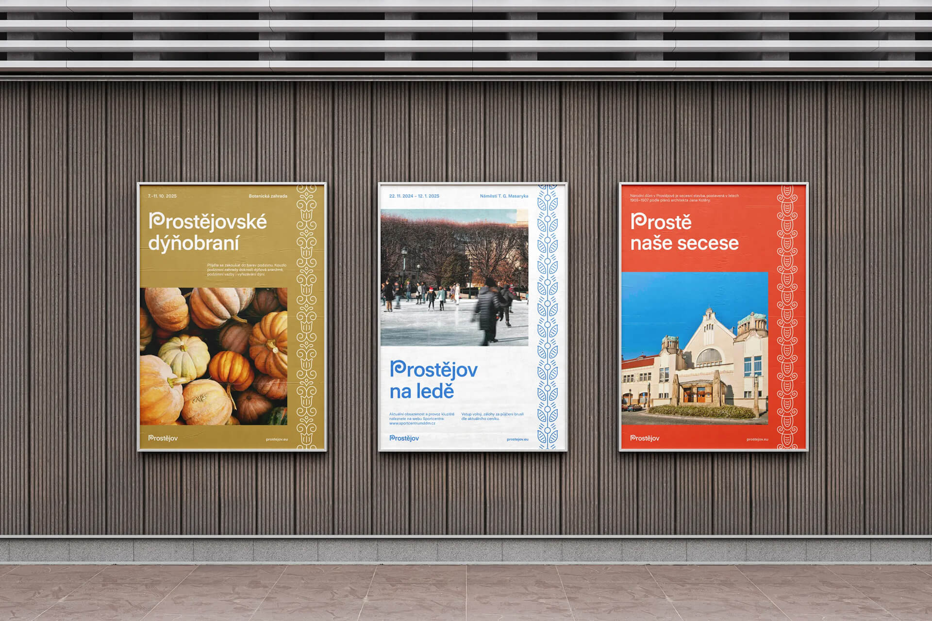 Trojice plakátů města Prostějov propagujících akce Dyňobraní, Prostějov na ledě a Prostějovská secese, vystavené na veřejné zdi.