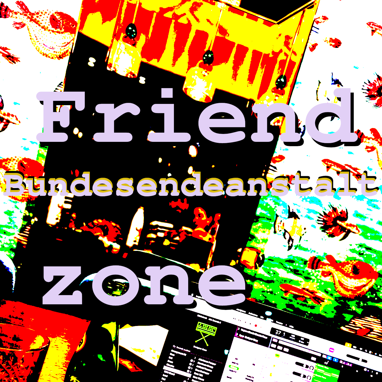 Blick in einer sich über dem Meer ausregnende dunkle Wolkenregenwand, links ein Stück blauer Himmel durch den ein kleines bisschen Regenbogen scheint