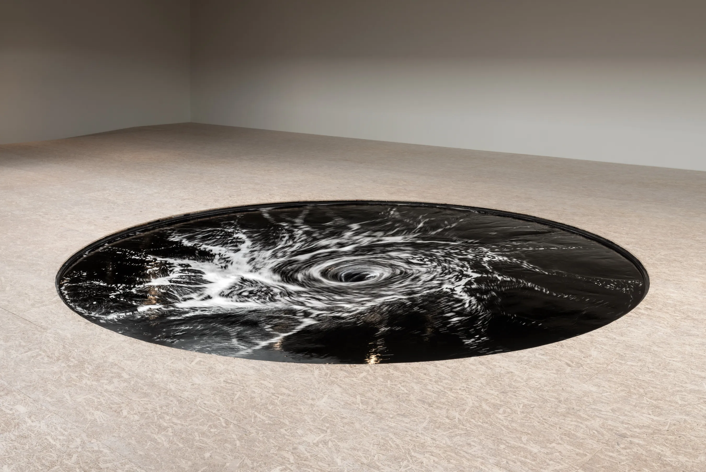Anish Kapoor, Descension, 2015. © Anish Kapoor. All rights reserved. Foto: David Stjernholm
