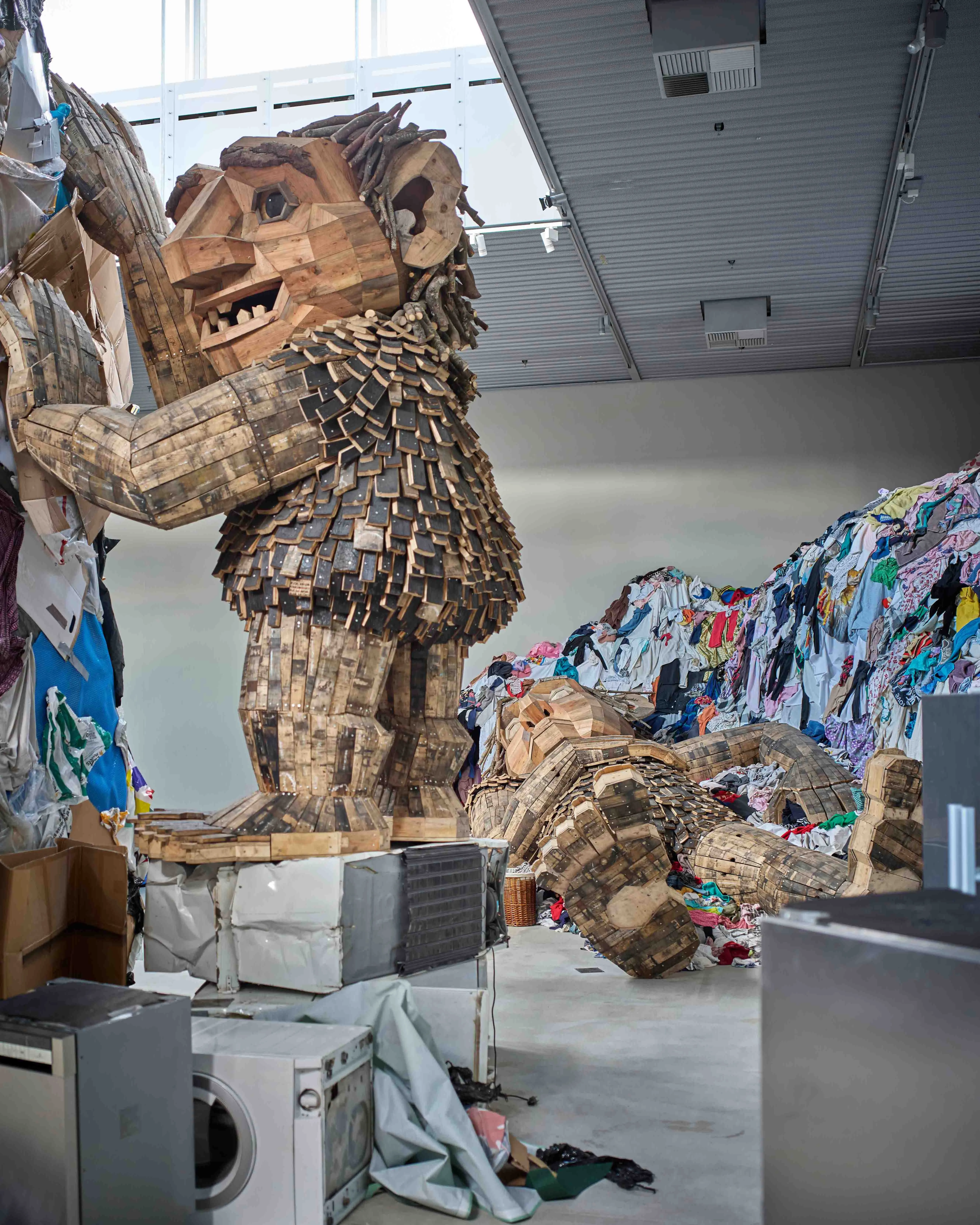 The Trolls in The Garbage Man