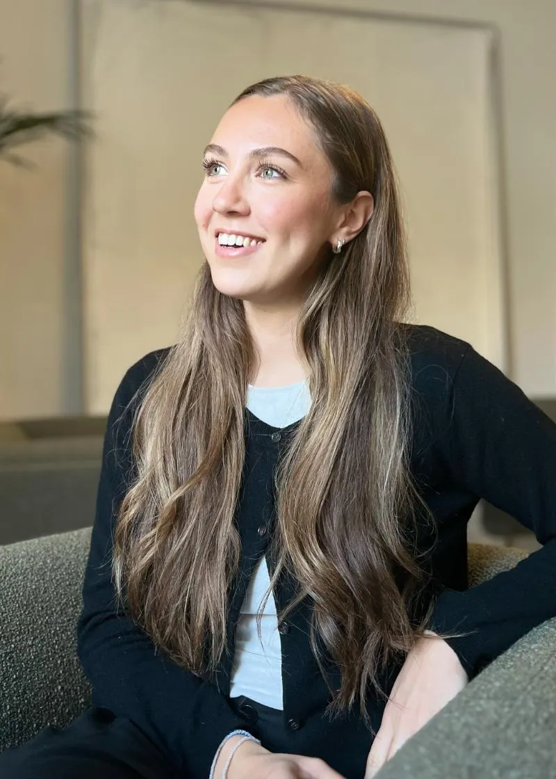 Portræt af Kavitaa Dixon, Branding & Graphic Designer hos Nordisk Profil