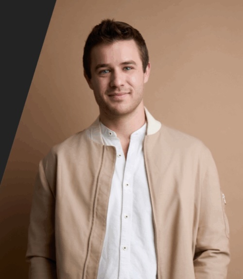 Scott Hickle is the co-founder and CEO of Throne Science, a health technology company that uses AI, computer vision, and acoustic sensing to turn everyday bathroom visits into a continuous, passive biomarker tracking system. Raised in a family of physicians and medical device innovators, Scott spent years leading products at venture-backed startups before founding Throne with the mission of illuminating the last dark zone of human health data. His ultimate goal: building the first continuous cancer screening device ever deployed at the consumer level.