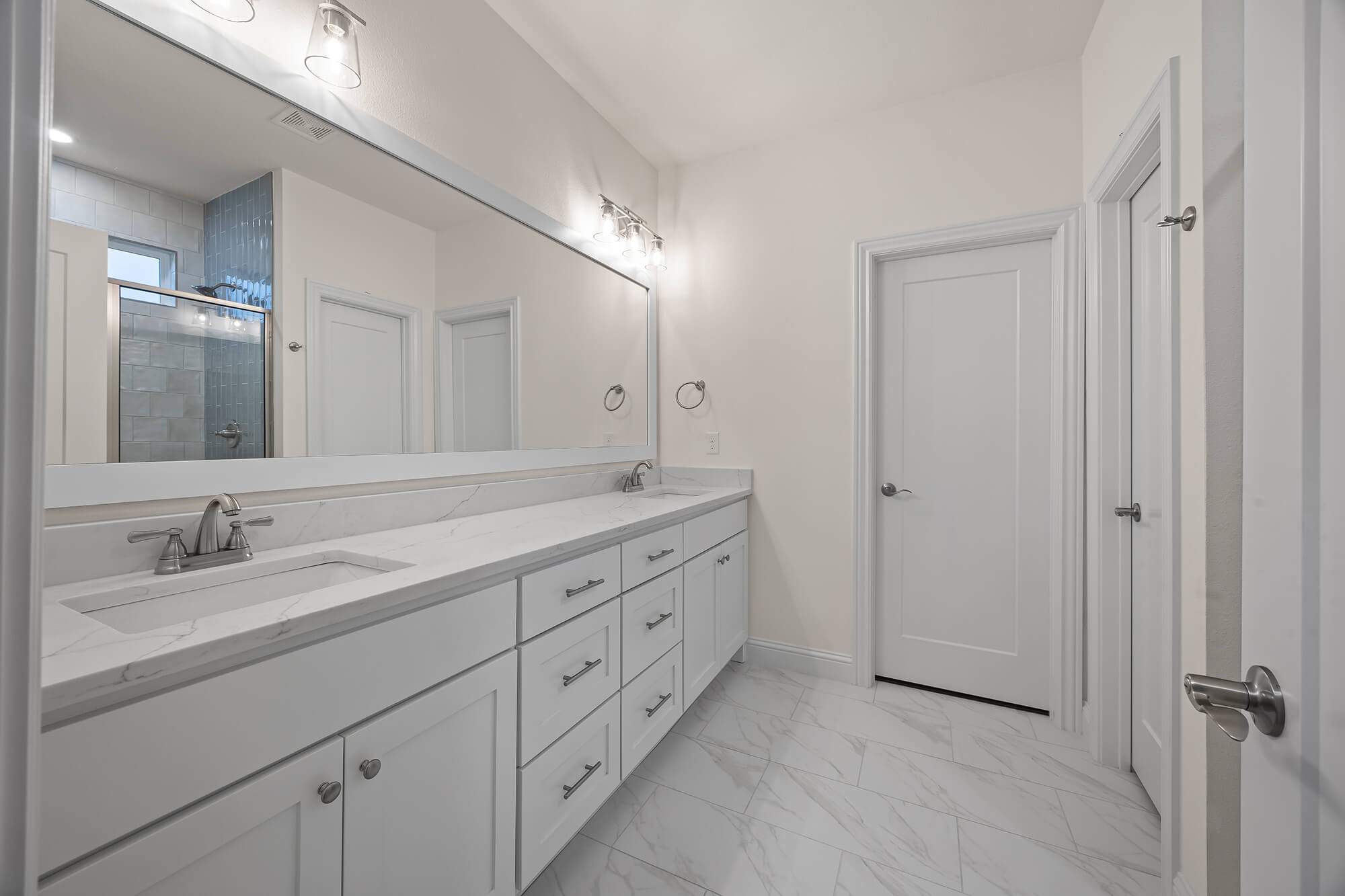 Baxter - Primary Bath (Vanity) 30.jpg
