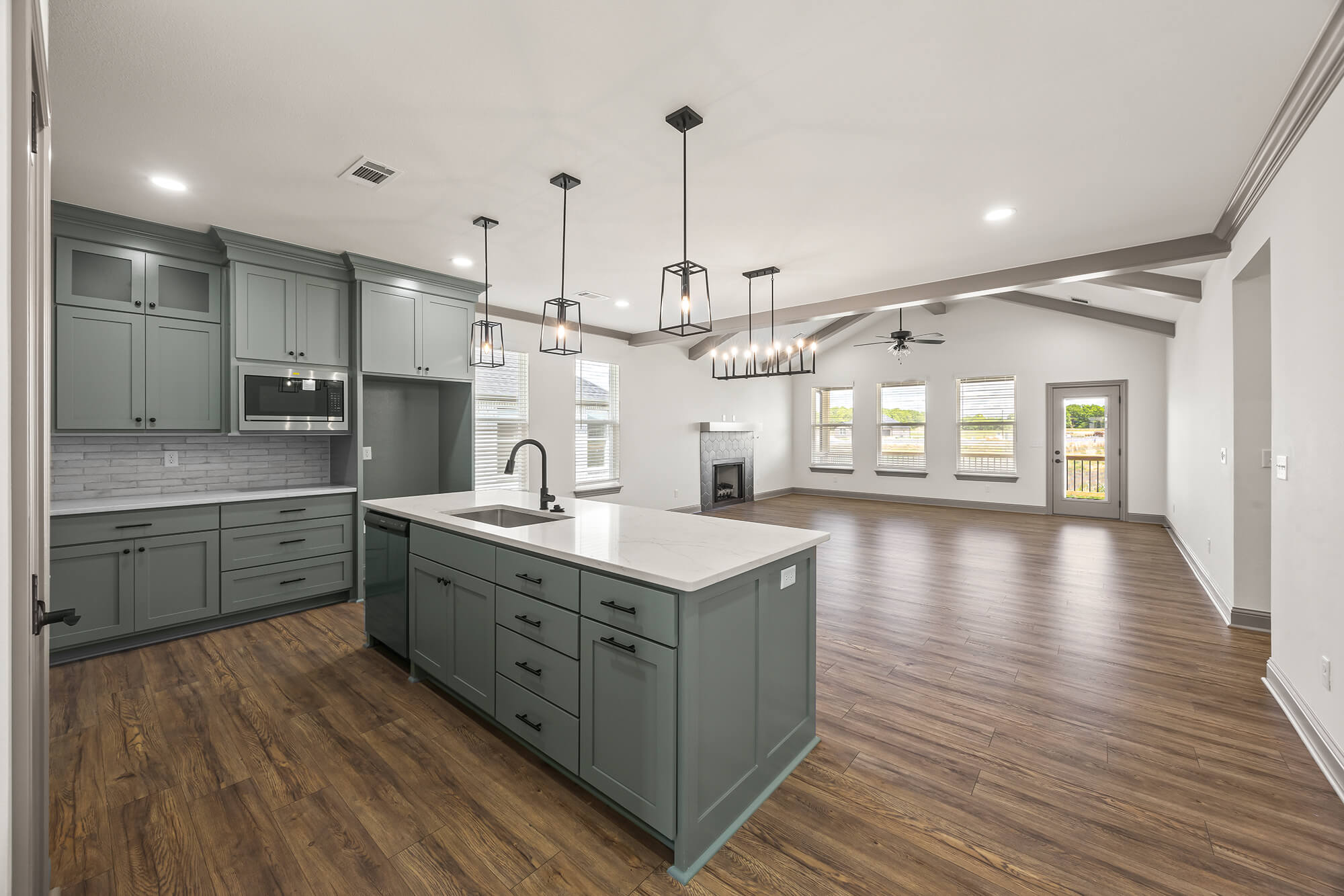 Baxter - Kitchen & LR.jpg