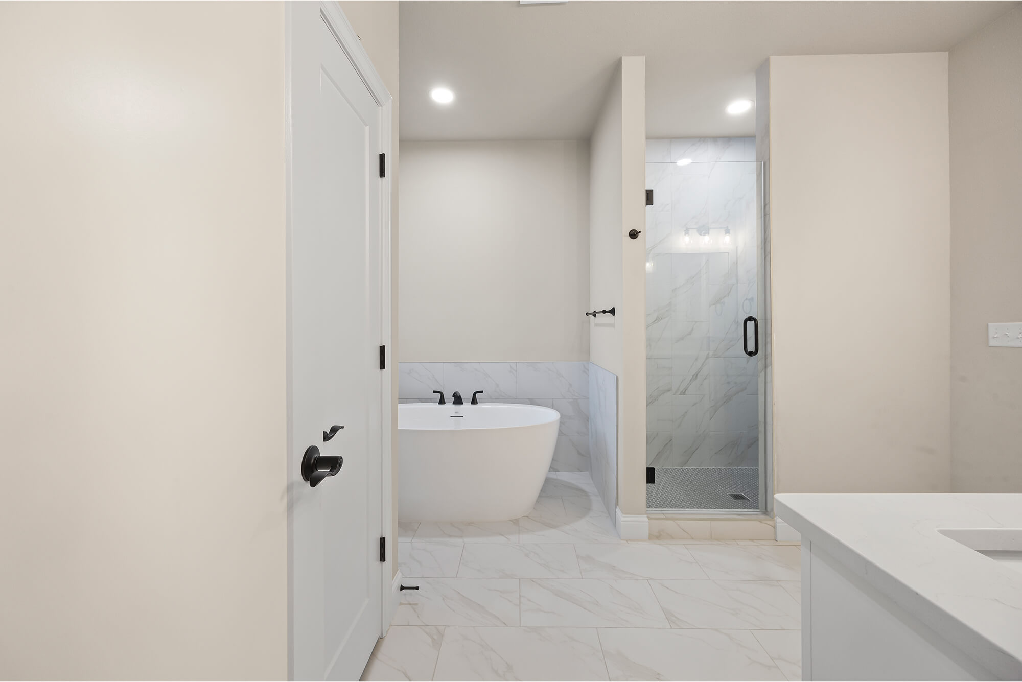 Bellingham - Primary Bath (Shower & FSTub).jpg