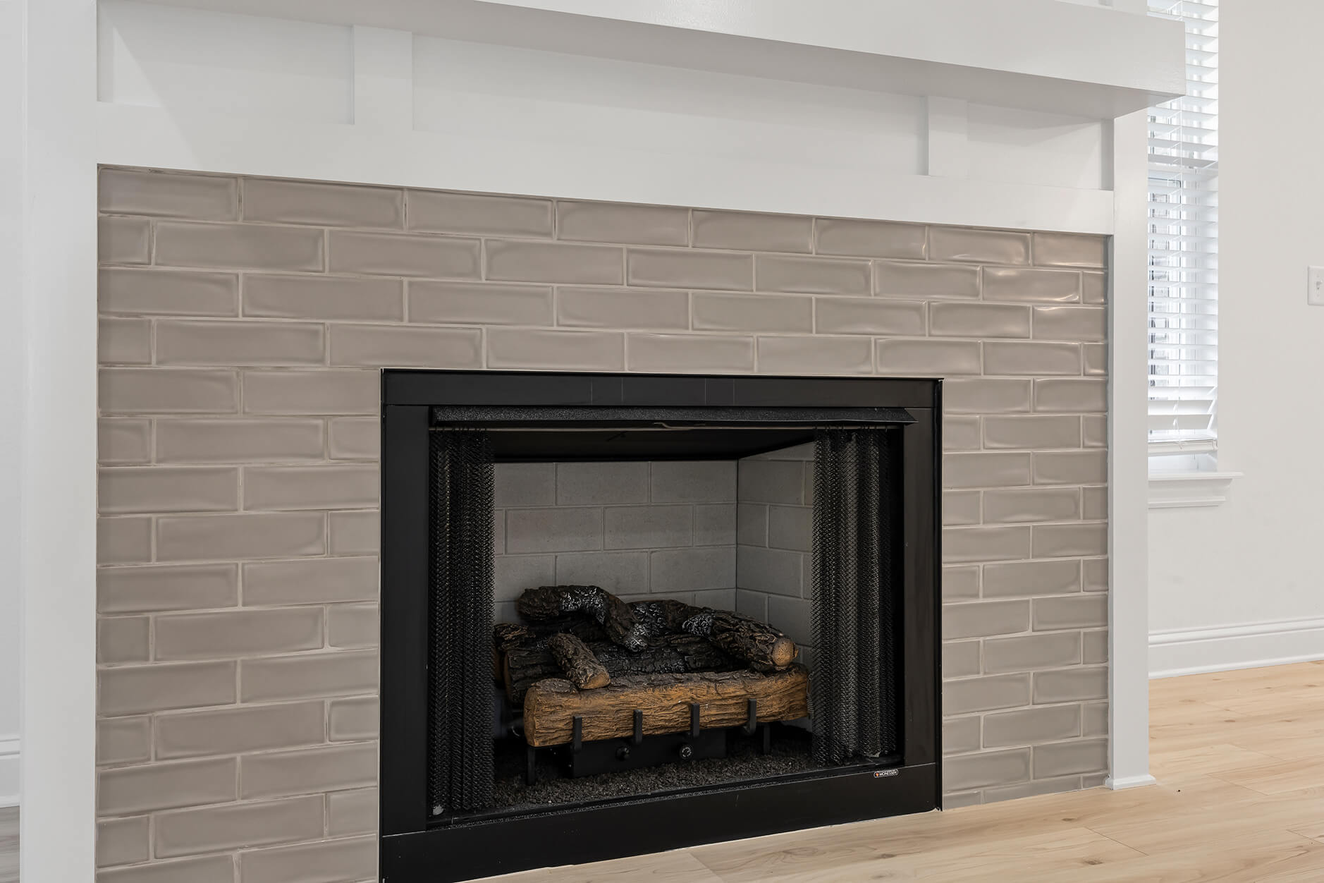 Verlaine II - Living Room (Fireplace).jpg