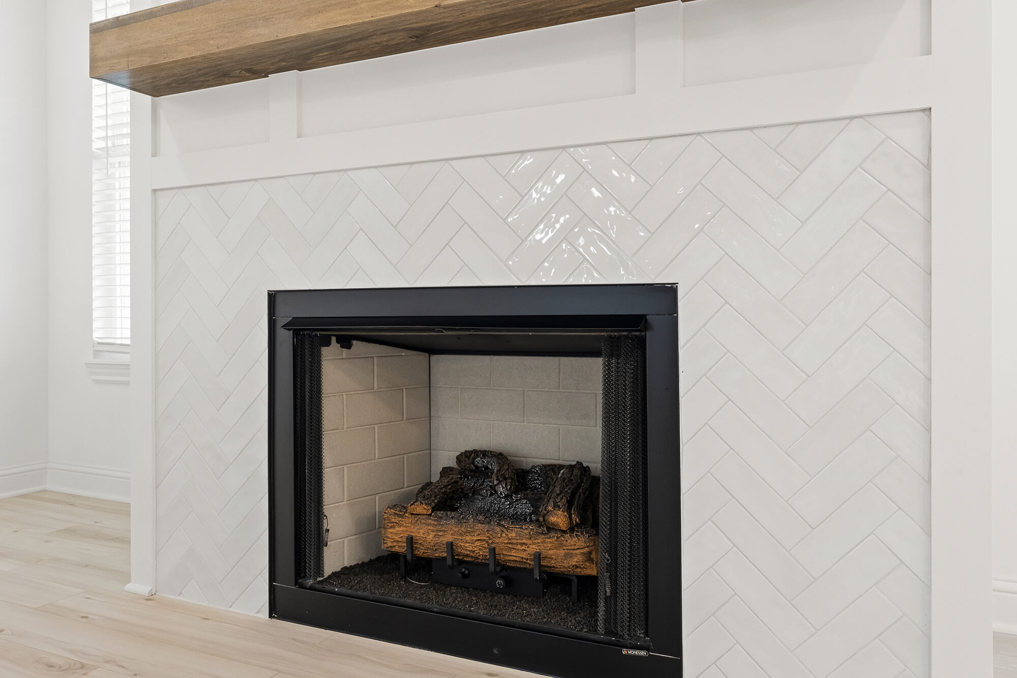 Verlaine - Living Room (Fireplace) (1).jpg