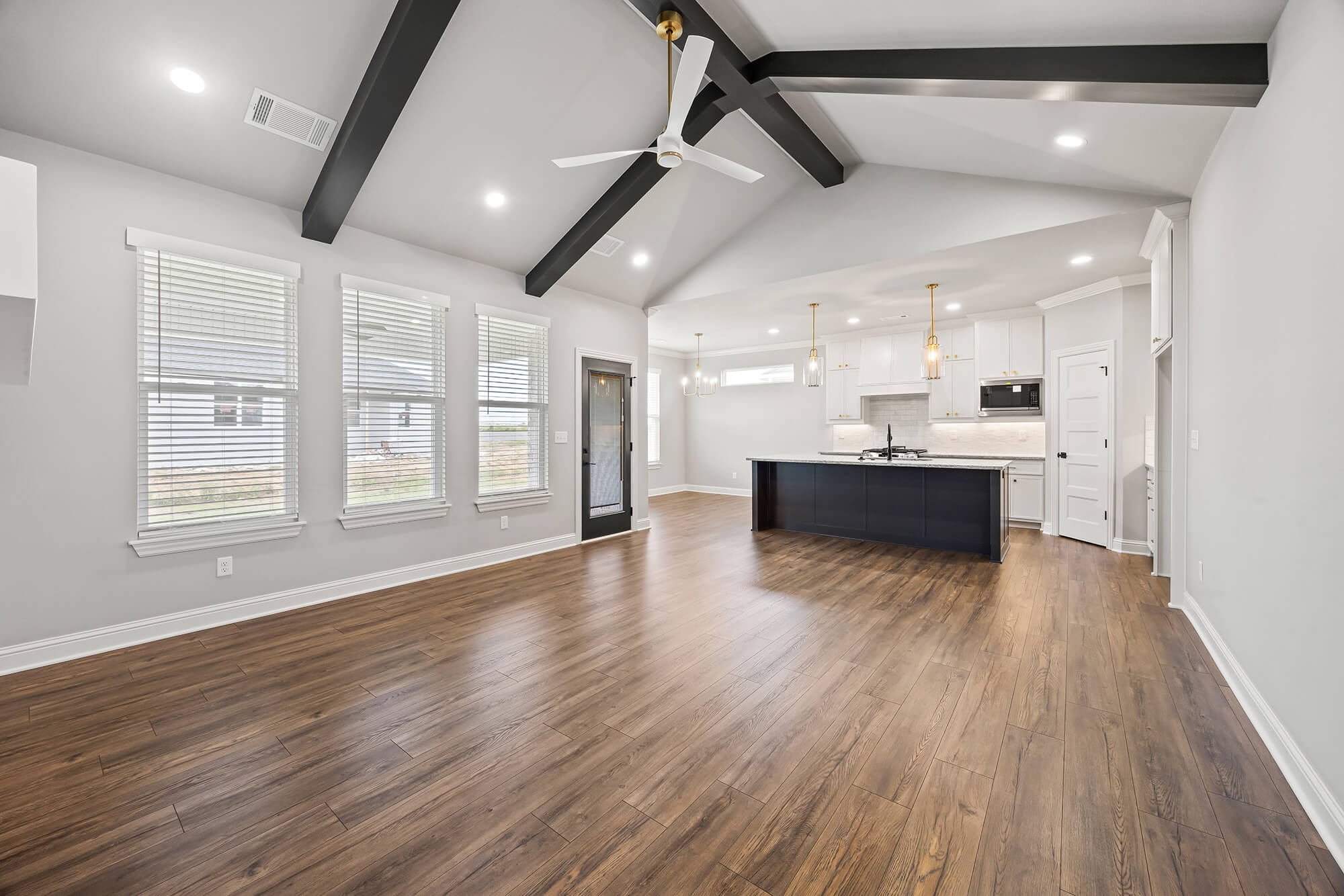 Warwick - LR & Kitchen.jpg