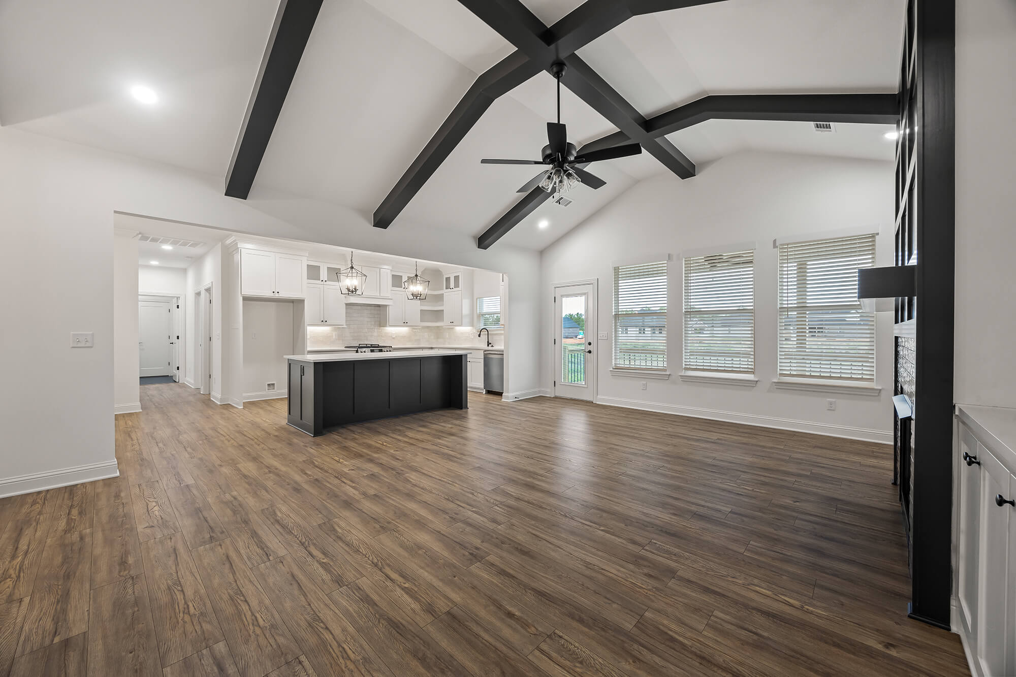 Collins - LR & Kitchen 1.jpg