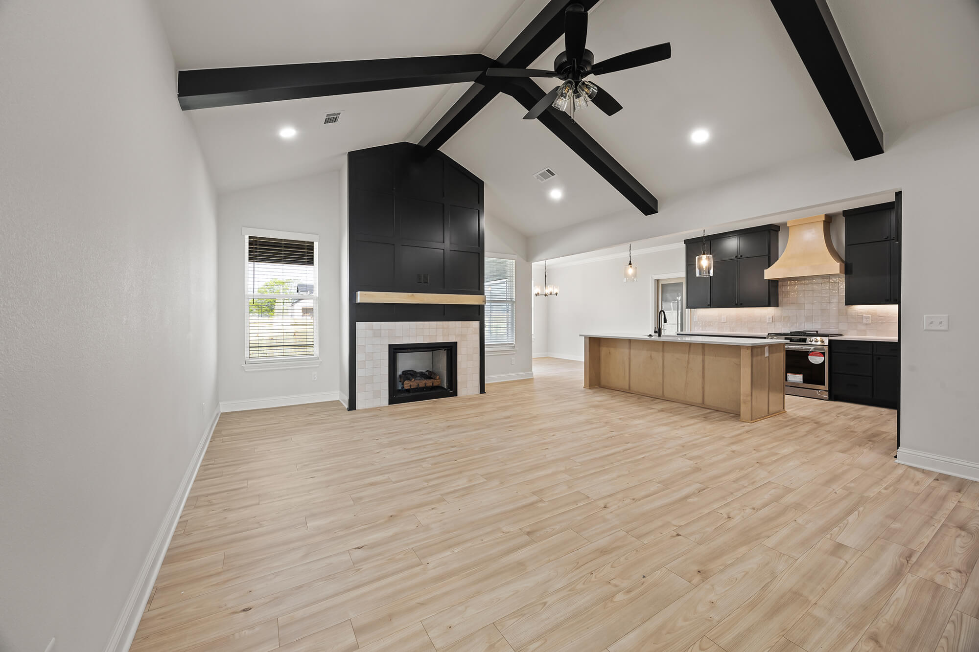Fiona - LR & Kitchen.jpg