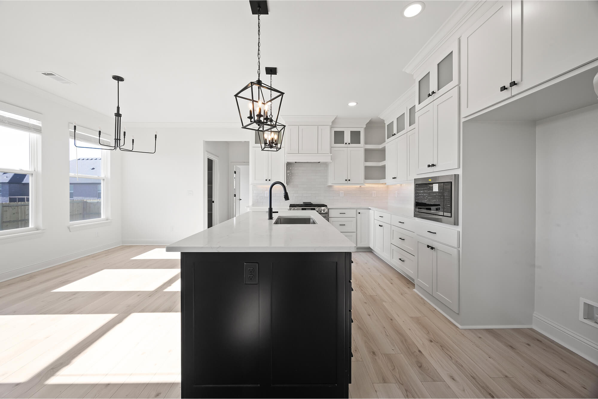 Bellingham - Kitchen & Dining (1).jpg