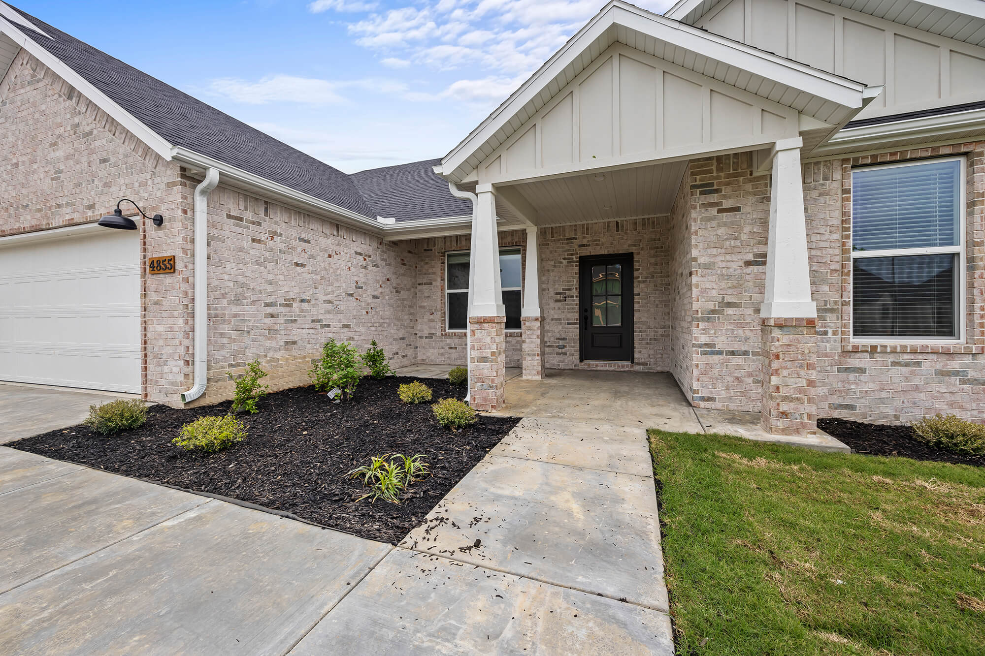 Collins - Front Porch & Door..jpg