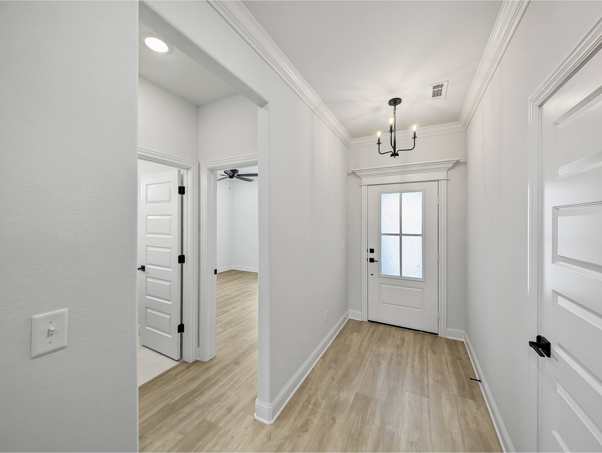 EW 61 Bergman - Entray Hall.jpg