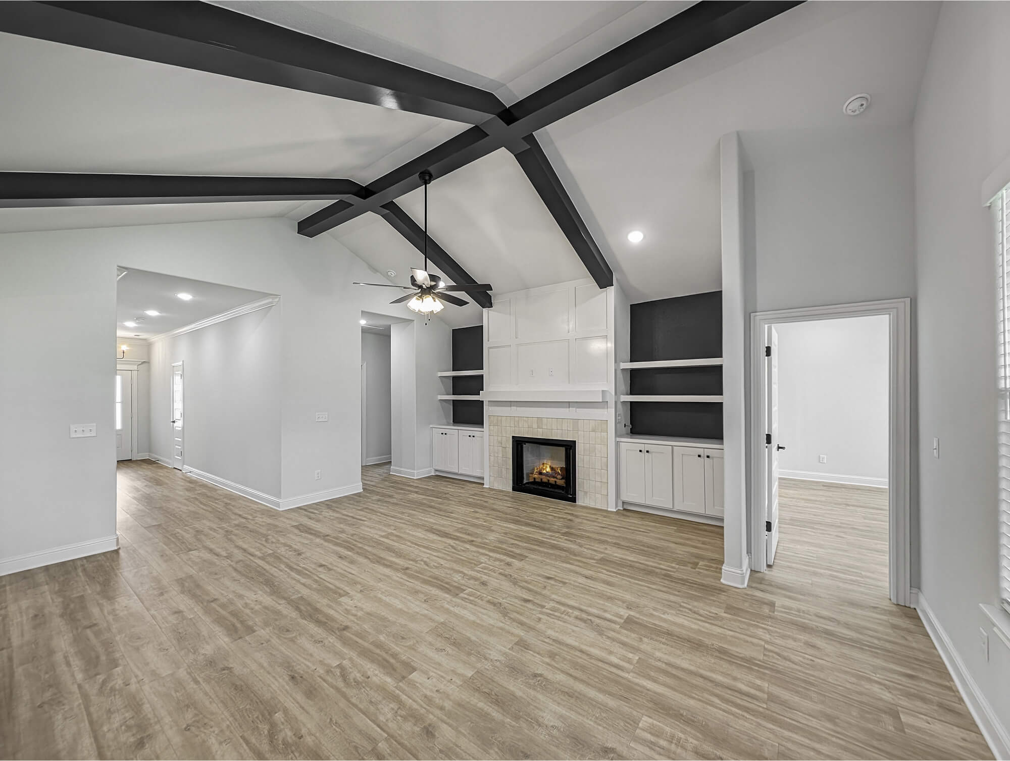 EW 61 Bergman - Living Room 1.jpg