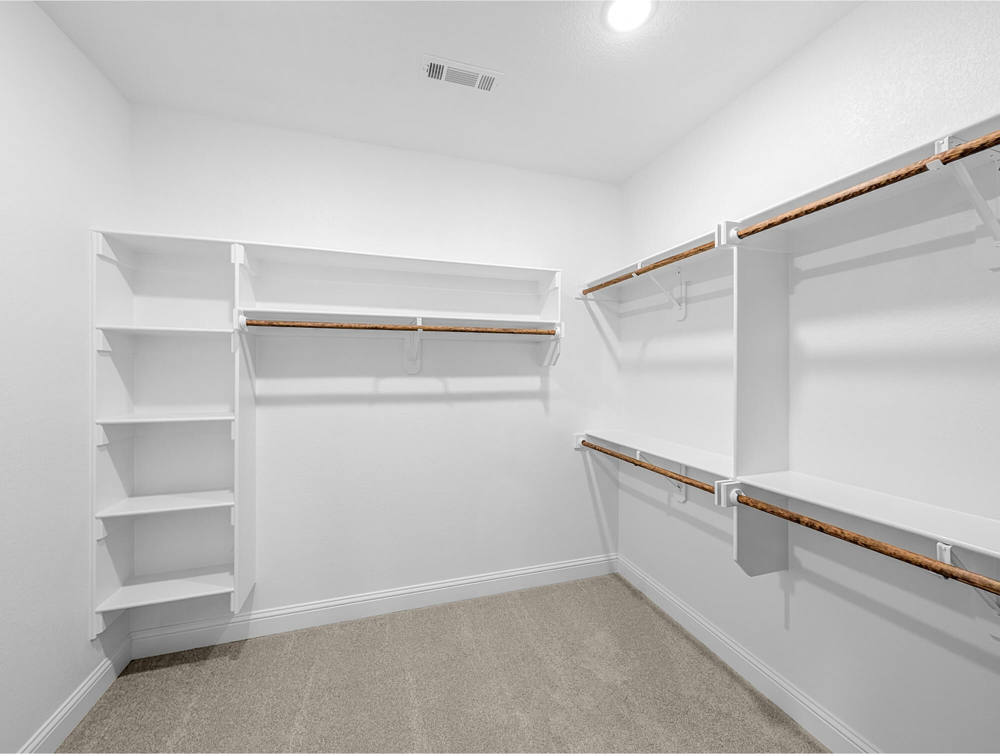 EW 70 Bergman - Primary Closet.jpg