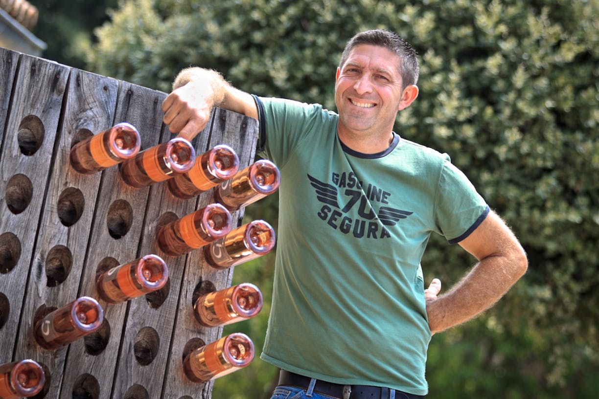 Domaine de Garbelle: Une Histoire de Passion et de Terroir 🌿🍇
