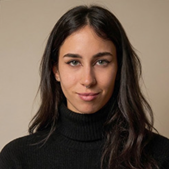Renata Boury's avatar