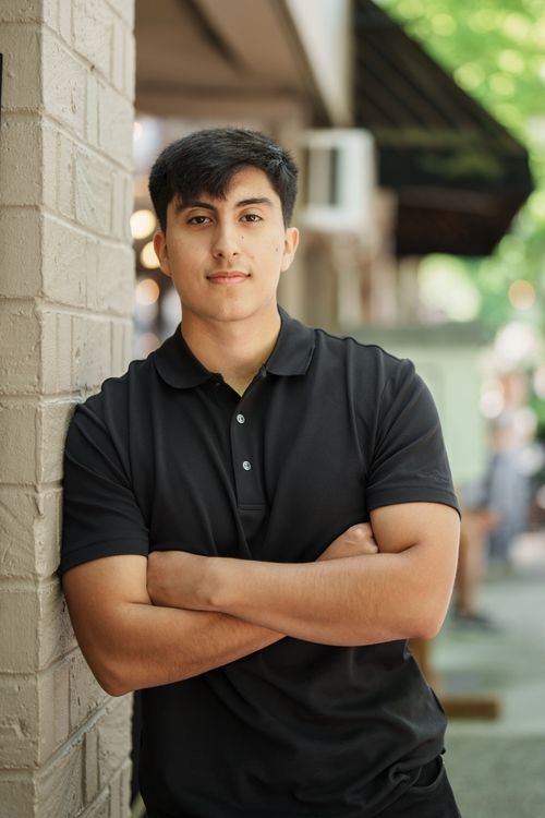Headshot of Joaquin Solis