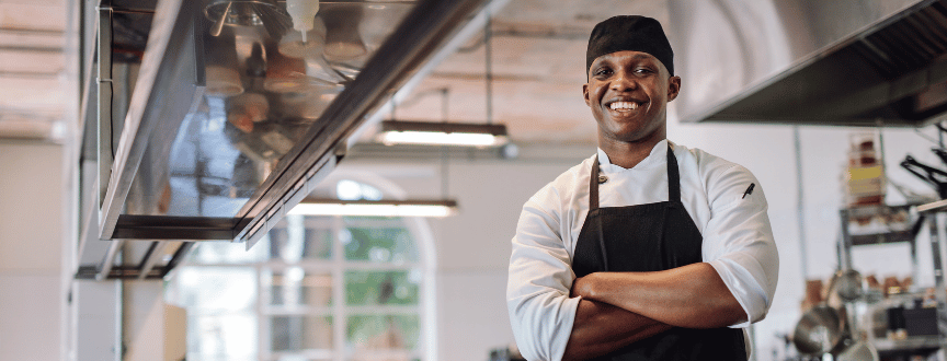 What Does an Expo Do in a Restaurant? Complete Guide to Roles and Responsibilities