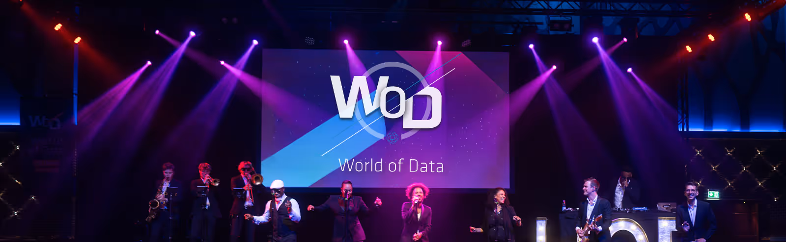 Live-Band auf Bühne beim b.telligent World of Data in München