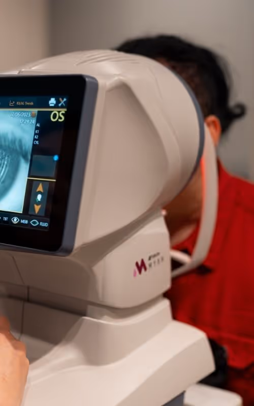 Client undergoing a vision exam to test for CVS at Merivale Vision Care.