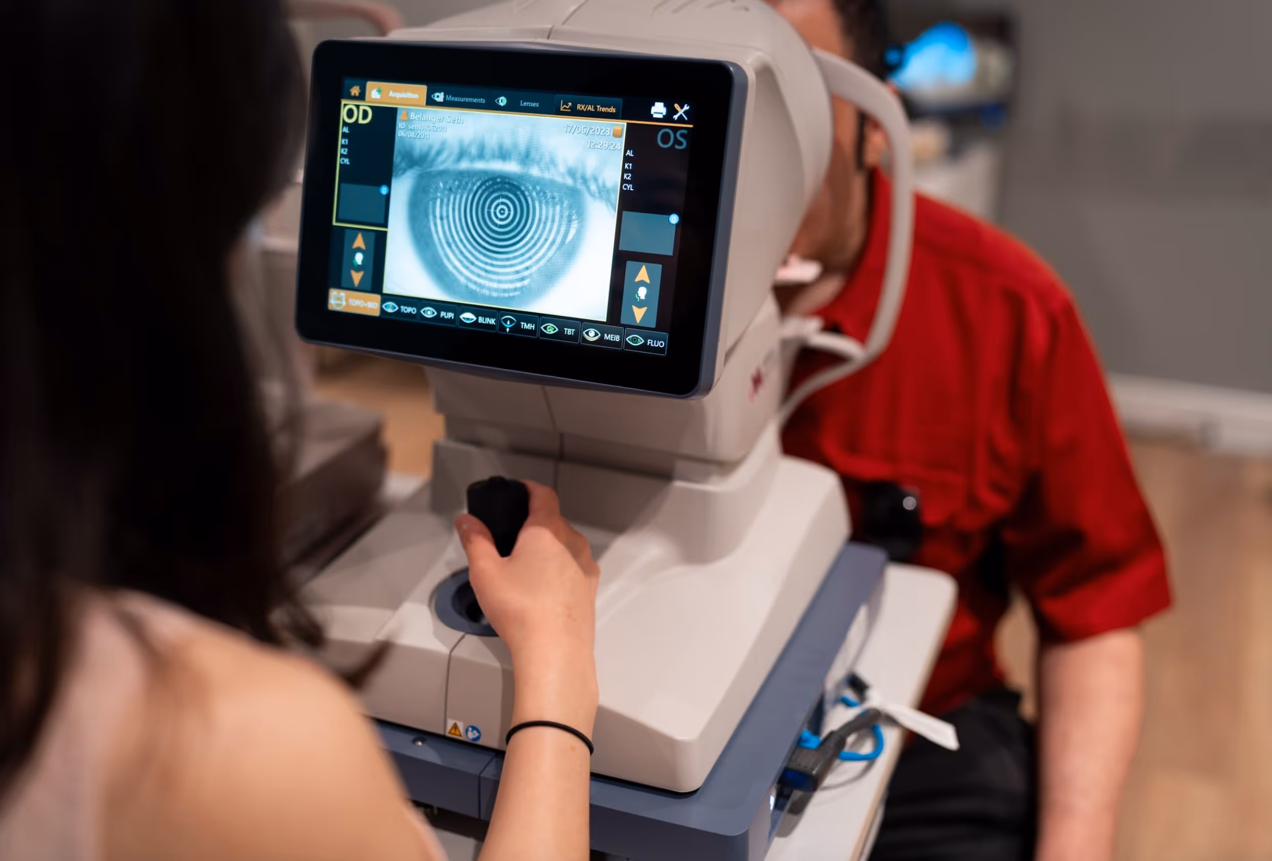 Fall in Love with Your Eyes Again by Visiting our Dry Eye Treatment Clinic 