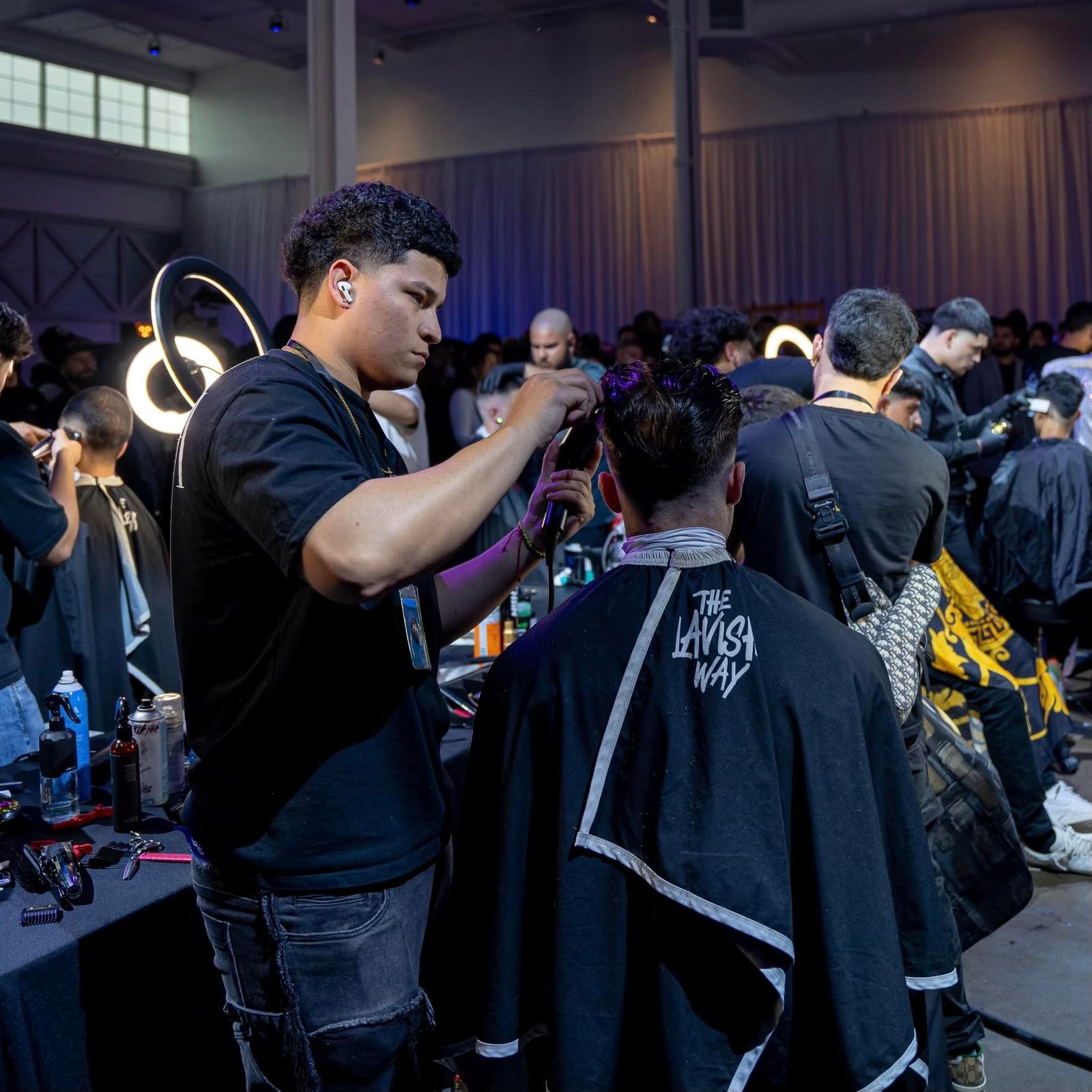 HOME | LAVISH BARBER STUDIO