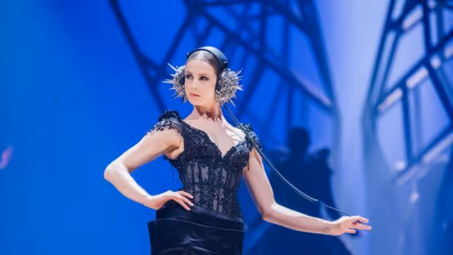 Model wearing headphones 