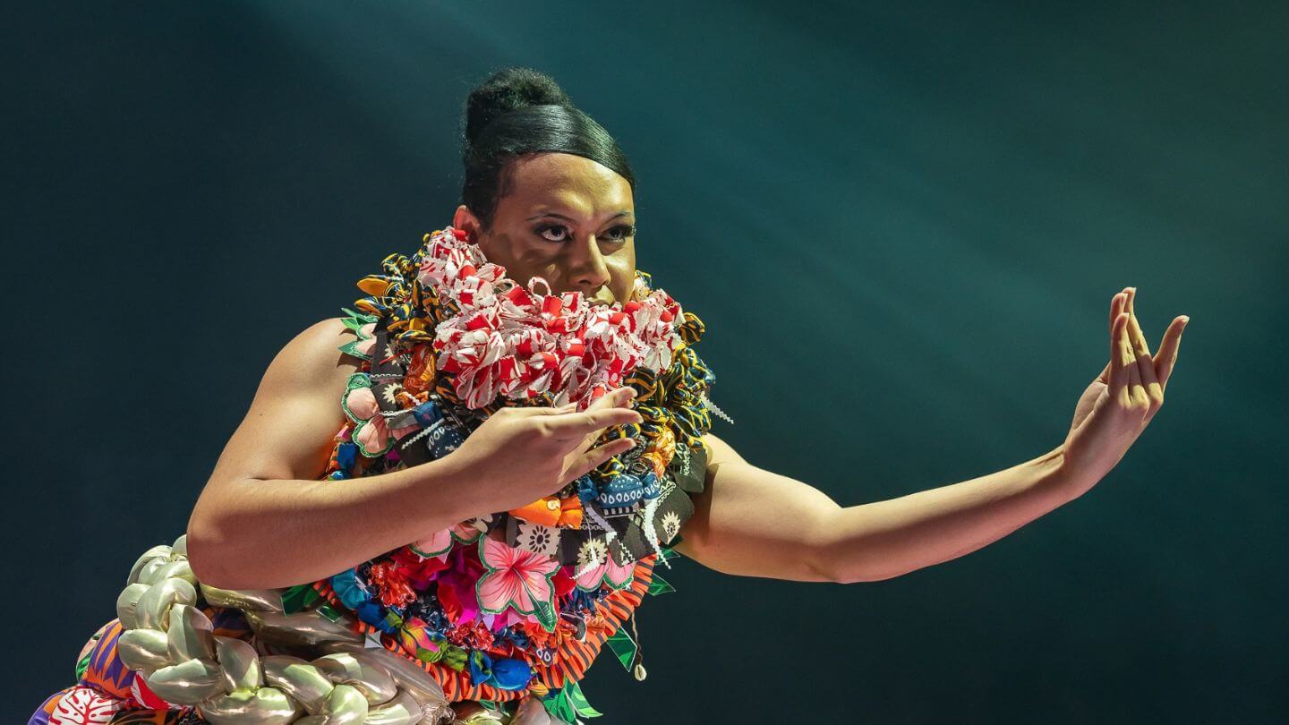 MOTHER VAKA, Vasemaca Tavola & Czarina Wilson, New Zealand
