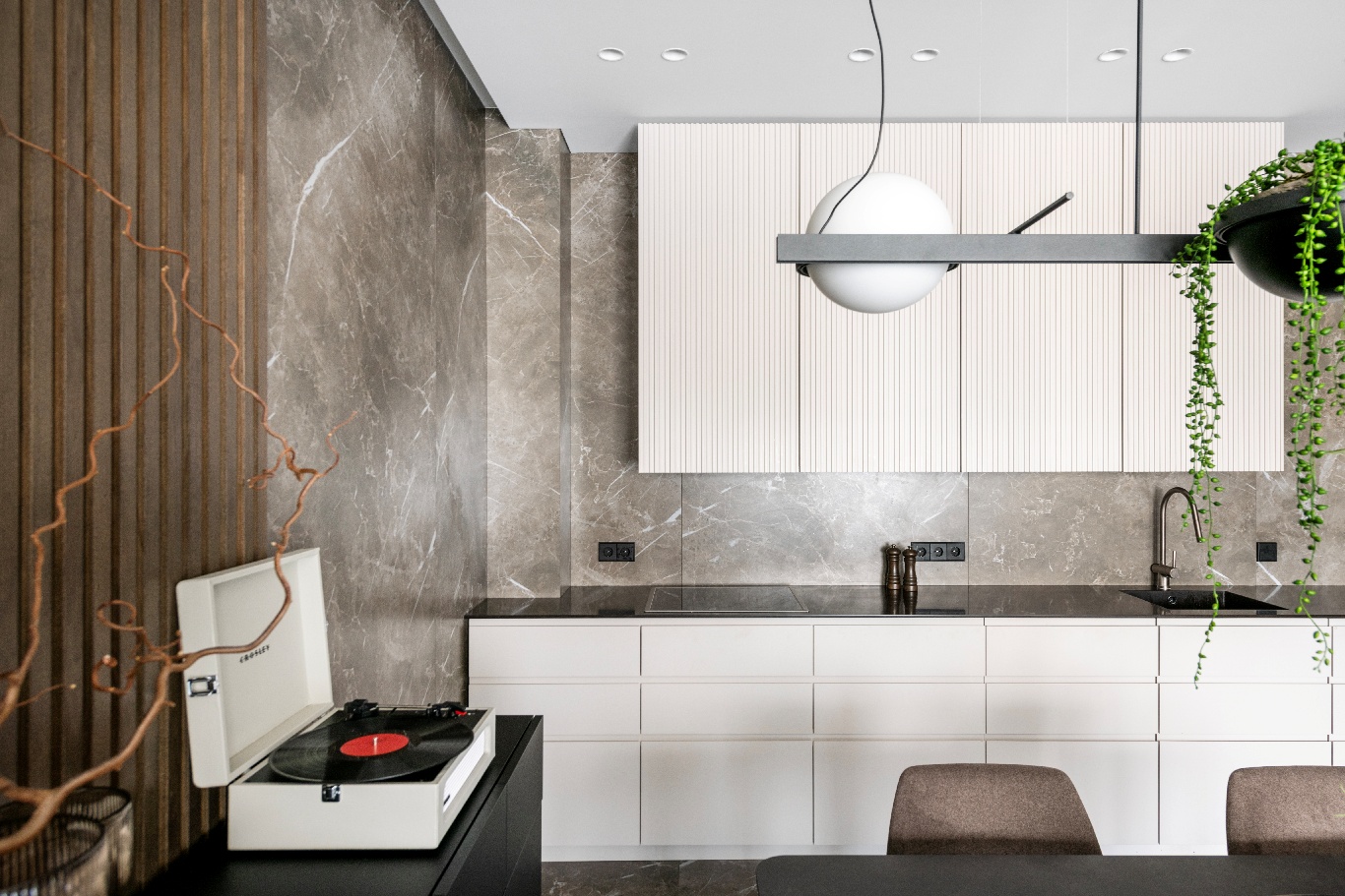 Modernaus interjero butas Paupyje