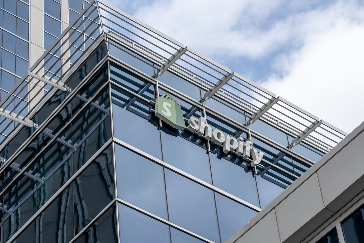 Best Benefits of Shopify Business Loans for Scaling an Online Store in 2025