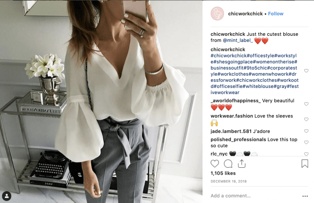 Campañas de vacaciones en redes sociales en mayo - Día del Selfie - Sked Social