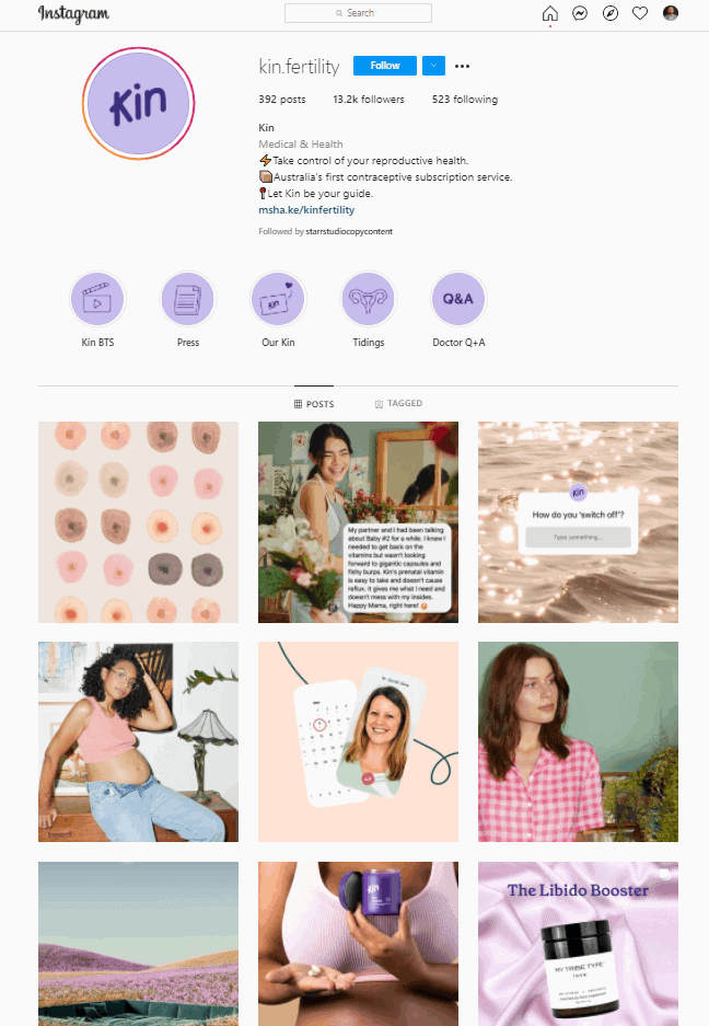 El feed de Instagram de Kinfertility usa una paleta de colores y estilo consistentes.