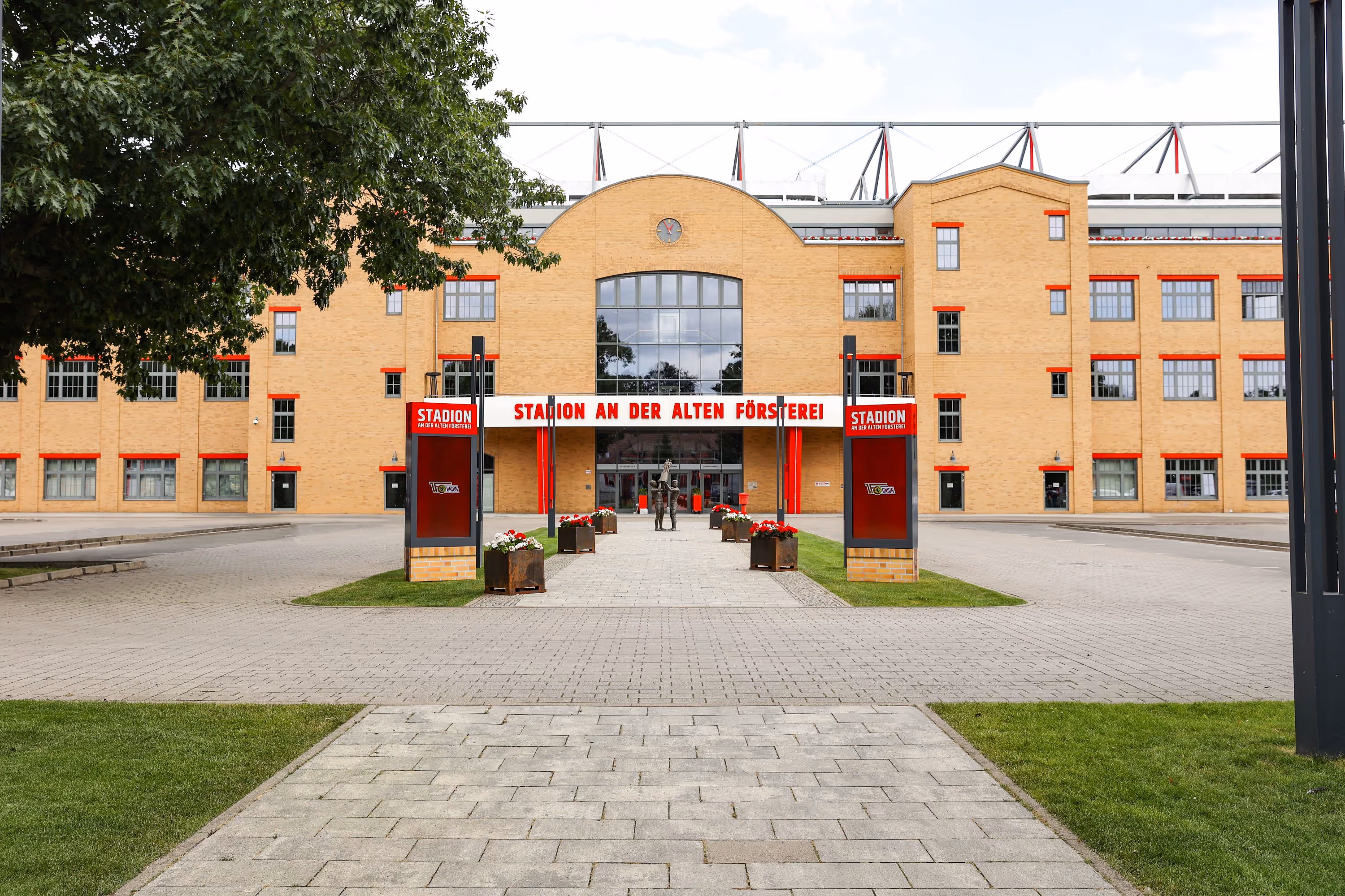 Union Berlin Stadion von aussen