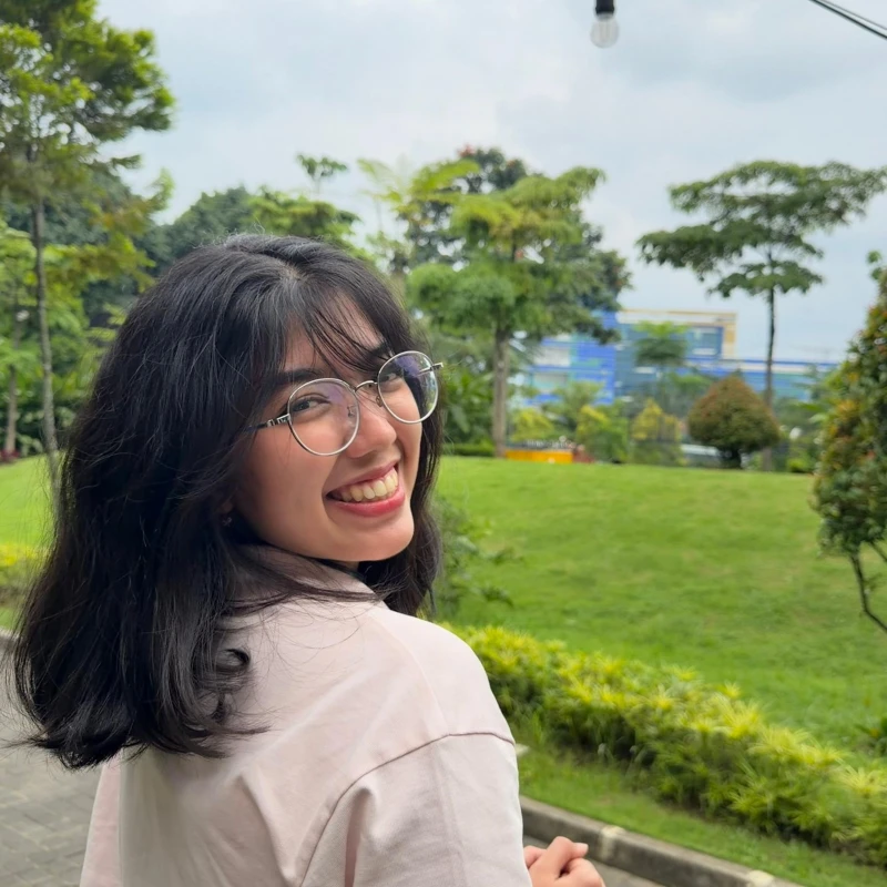 Deandra Alika Hefandia