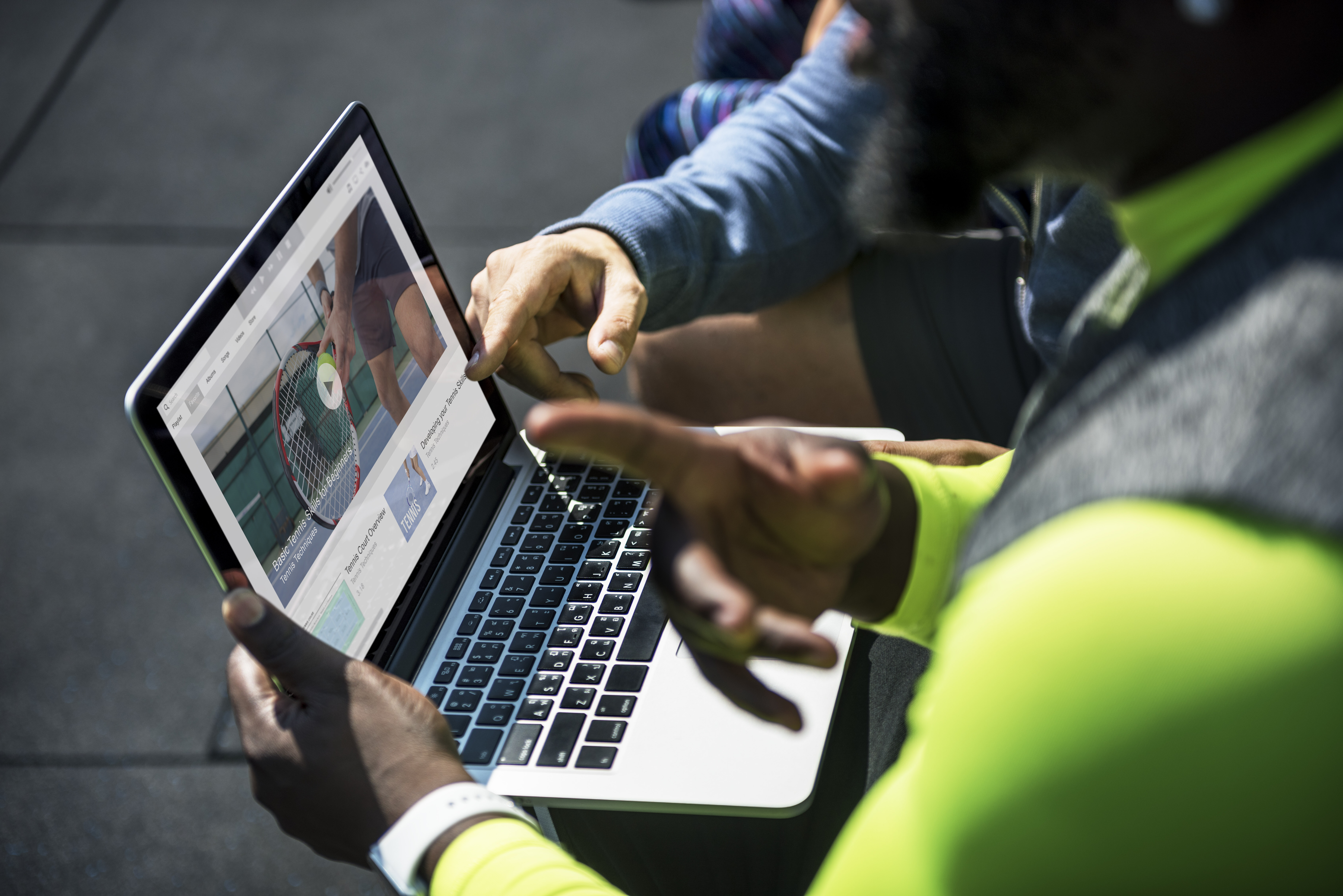 <img src="sports-influencers-search-sports-news-sites.jpg" alt="Find sport influencers through sports news sites">
