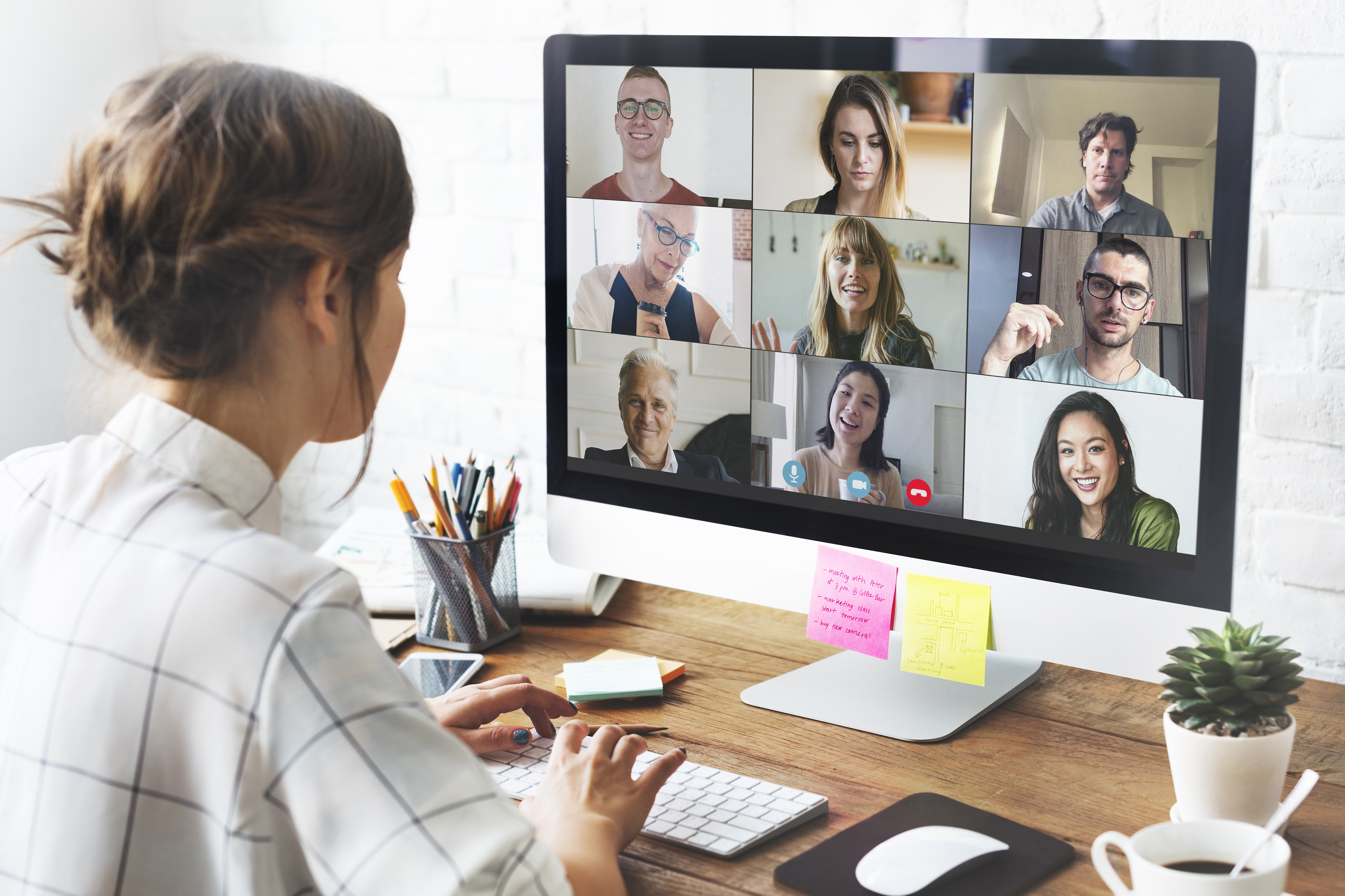 <img src="family-influencers-search-influencer-communities.jpg" alt="Find family influencers through engage in influencer communities">