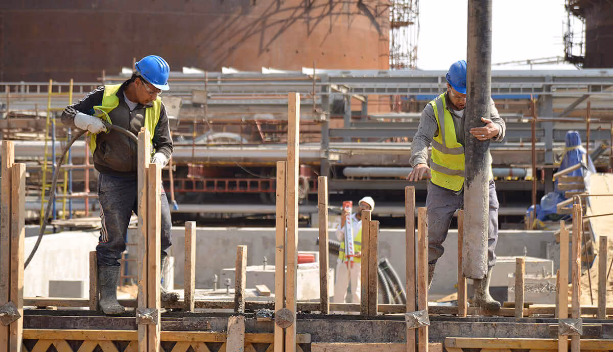 workers wearing the uniform, working in the field