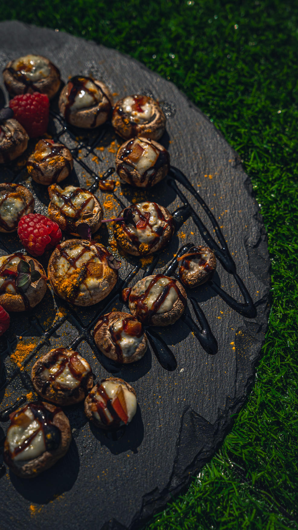 Maisto ruošimas vietoje — šviežia, karšta, gyva