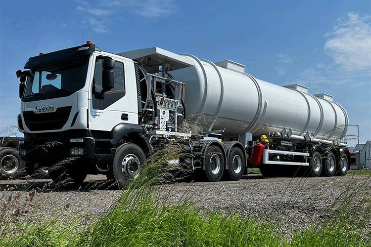 Iveco 6x4 Tractor Export Europe