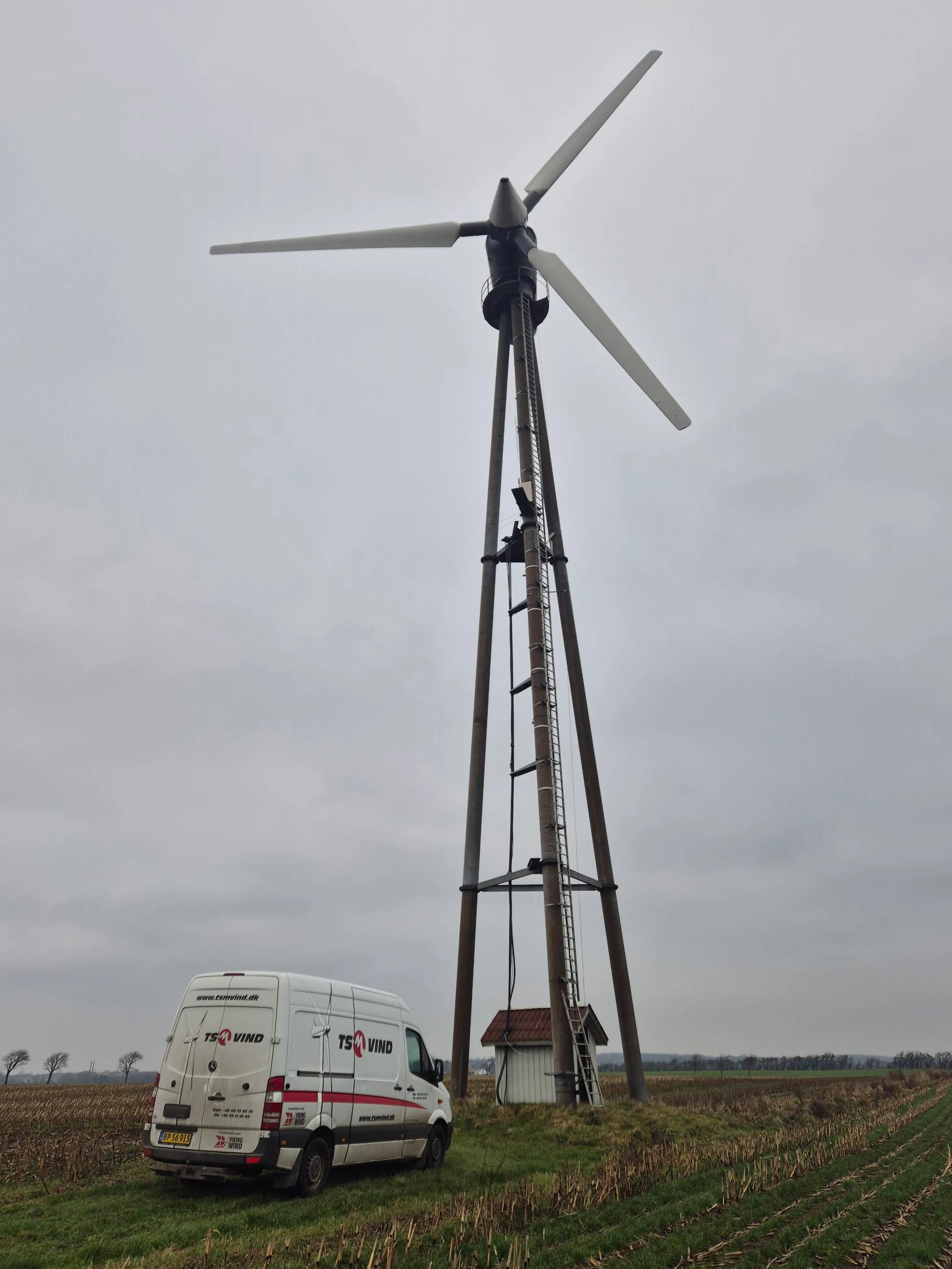 Veludført service af Bonus 300 Combi vindmølle