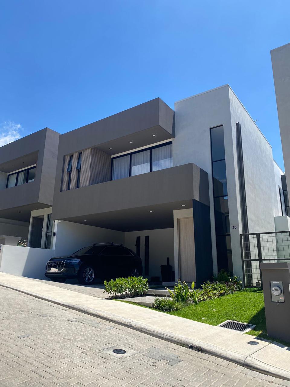 MODERN 3BR HOUSE SAN RAFAEL ESCAZÚ