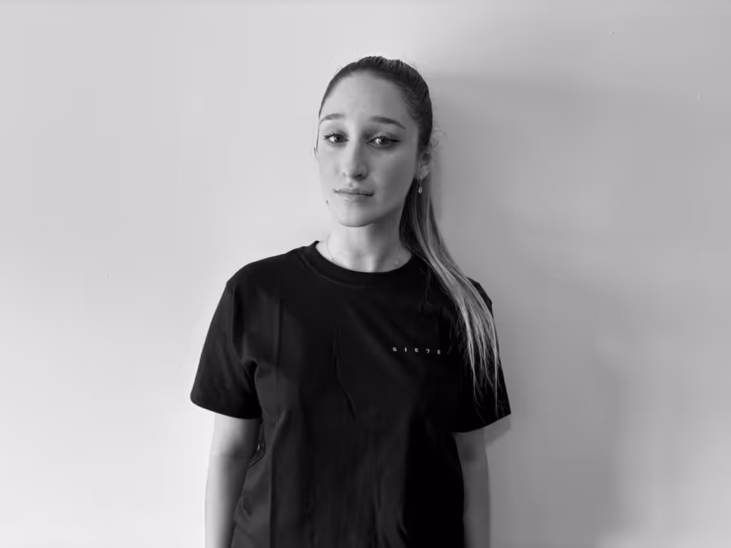 Sales Development Representative Lucia